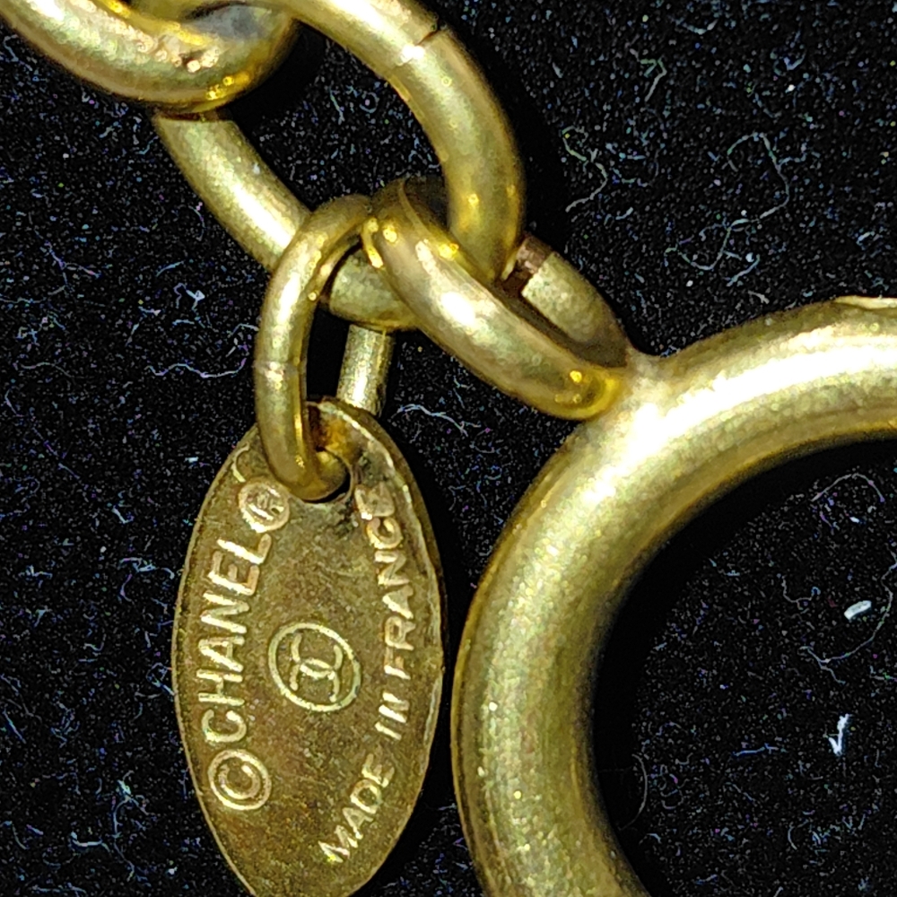 Chanel Vintage Gold Plated Leo Lion Sun CC Medallion Pendant Necklace - Picture 3 of 15